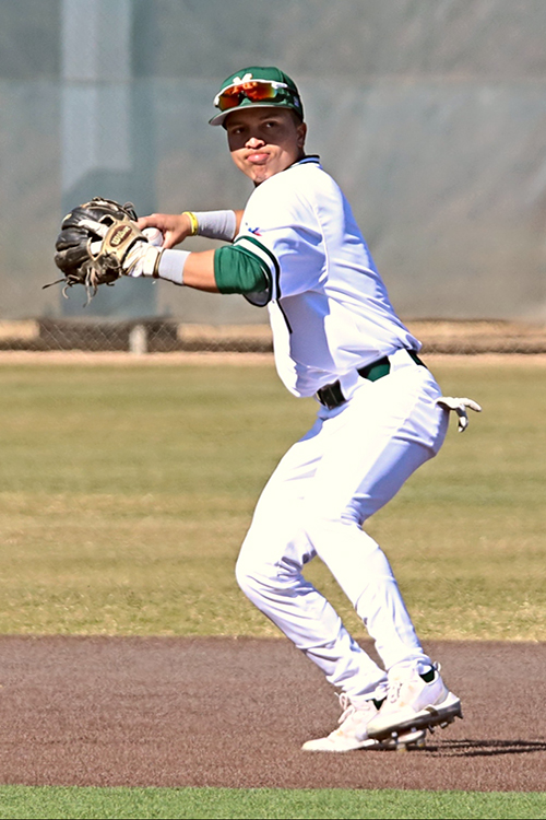 Frayner Chavez, MC Chaparral Baseball
