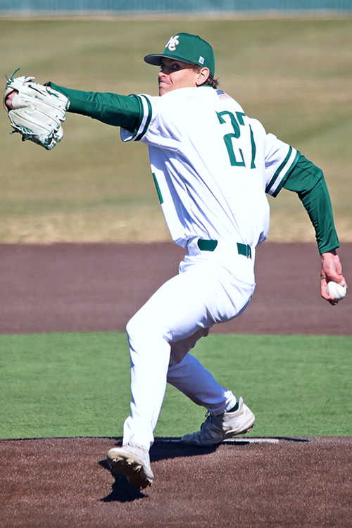 Luke Young, MC Chaparral Baseball